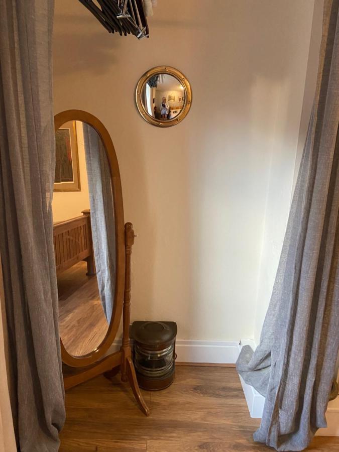 Great Rooms In An Uber Cool Flat! London Bridge Buitenkant foto